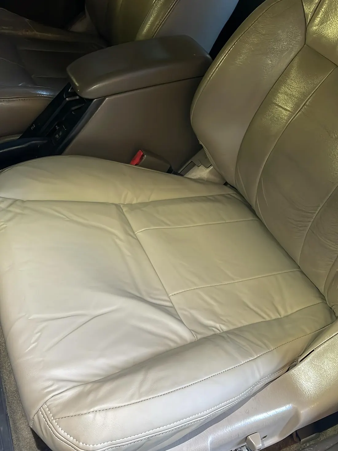 Toyota 4Runner leather seat after an interior transformation by GO's Detailing